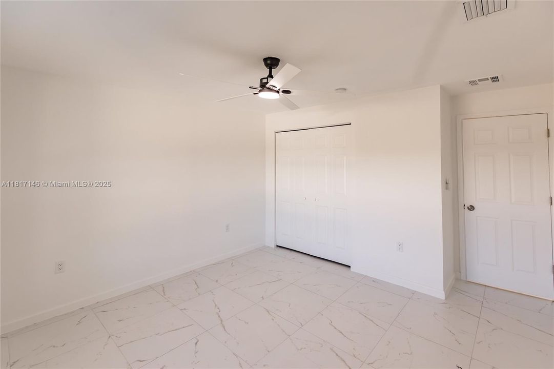 Recently Sold: $284,000 (3 beds, 2 baths, 1798 Square Feet)