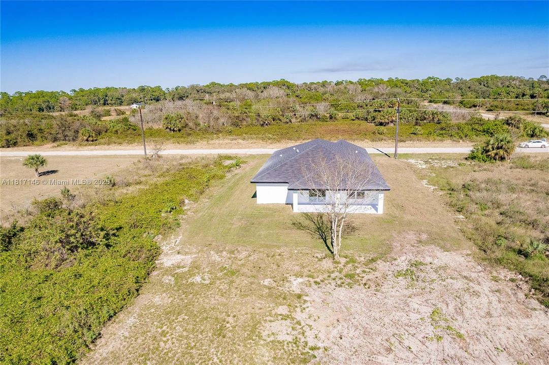 Recently Sold: $284,000 (3 beds, 2 baths, 1798 Square Feet)