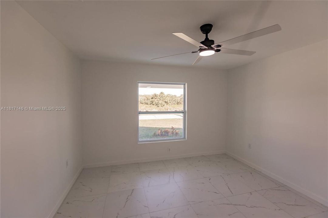 Recently Sold: $284,000 (3 beds, 2 baths, 1798 Square Feet)