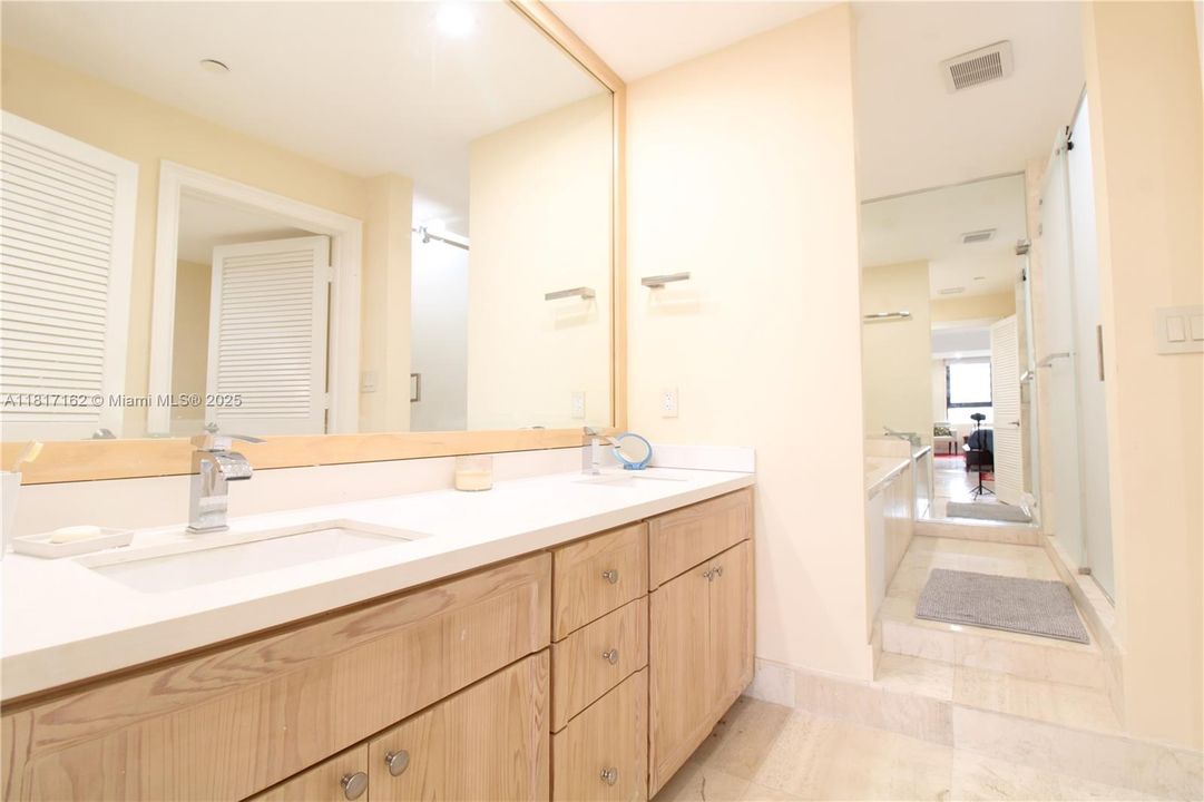 待售: $1,399,000 (2 贝兹, 2 浴室, 1506 平方英尺)