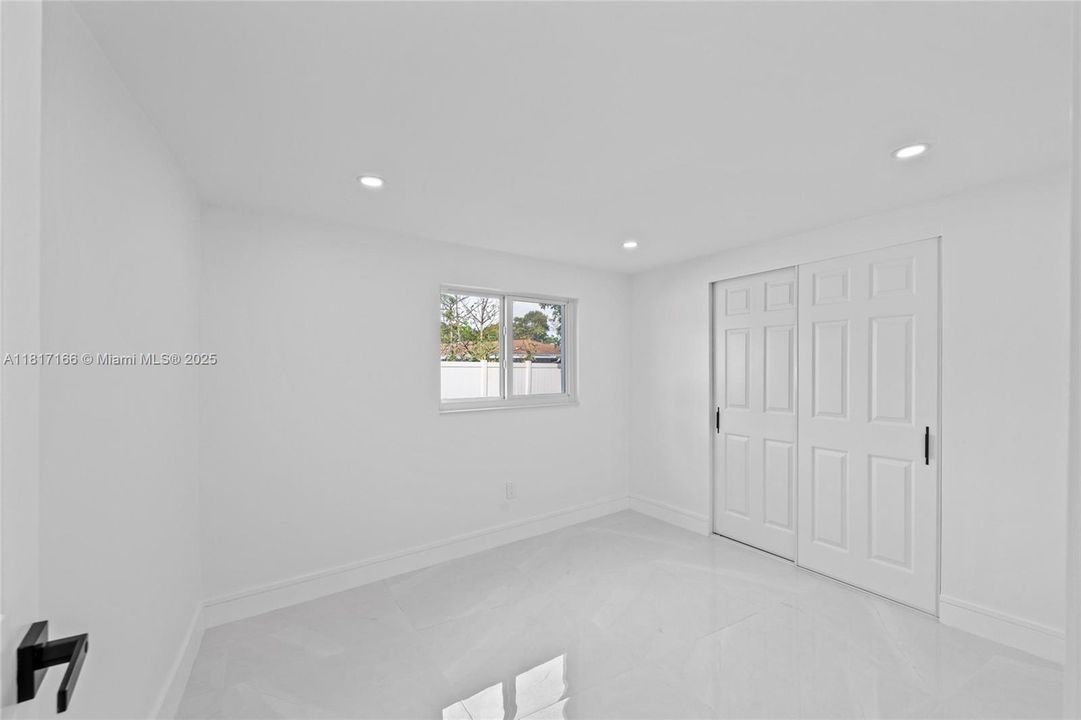 Recently Rented: $3,500 (4 beds, 2 baths, 1436 Square Feet)