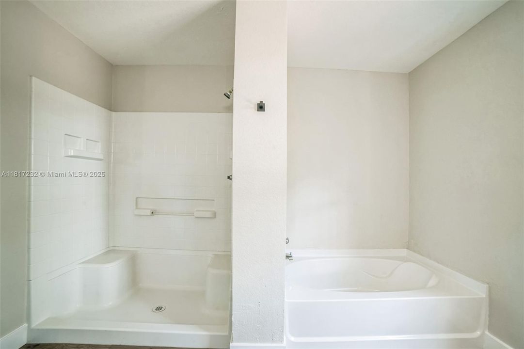 Active With Contract: $299,900 (4 beds, 2 baths, 2049 Square Feet)