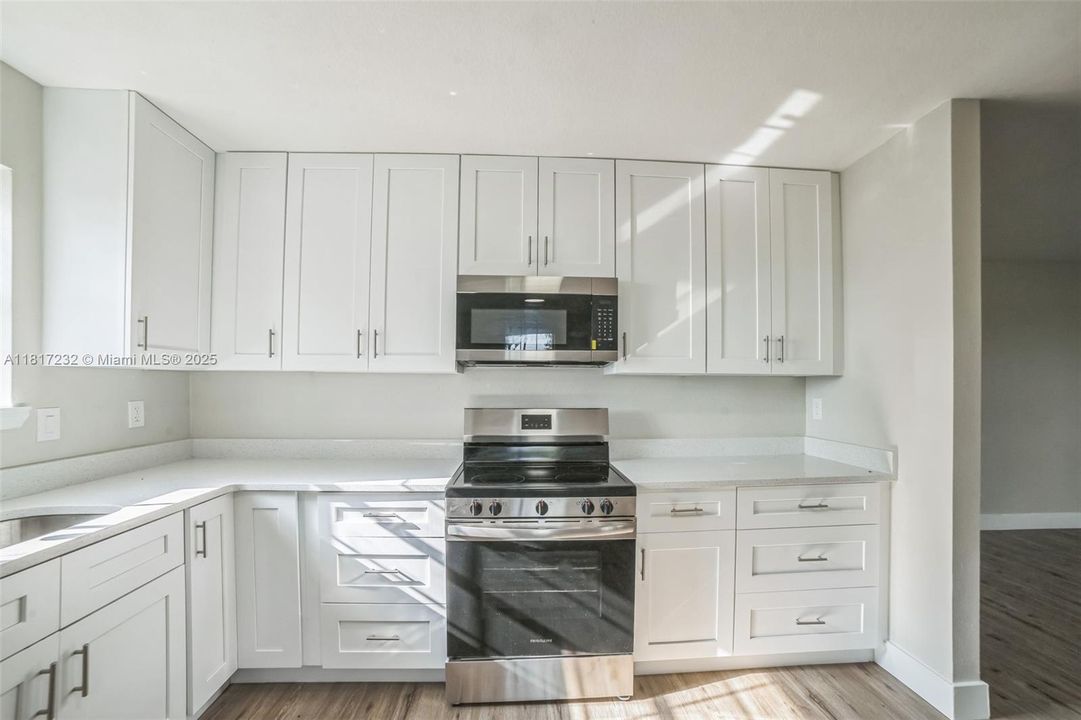 Active With Contract: $299,900 (4 beds, 2 baths, 2049 Square Feet)