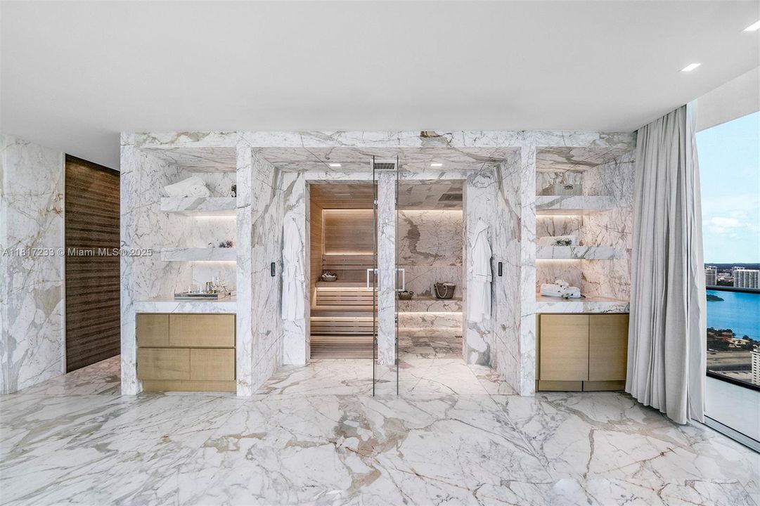 For Sale: $19,900,000 (6 beds, 6 baths, 10755 Square Feet)