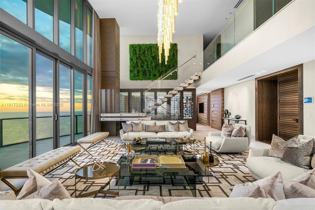 For Sale: $19,900,000 (6 beds, 6 baths, 10755 Square Feet)