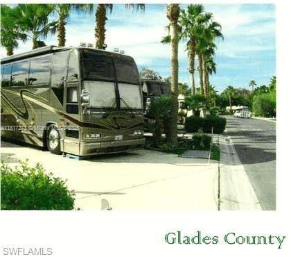 1210 N US HIGHWAY 27Moore Haven, FL 33471