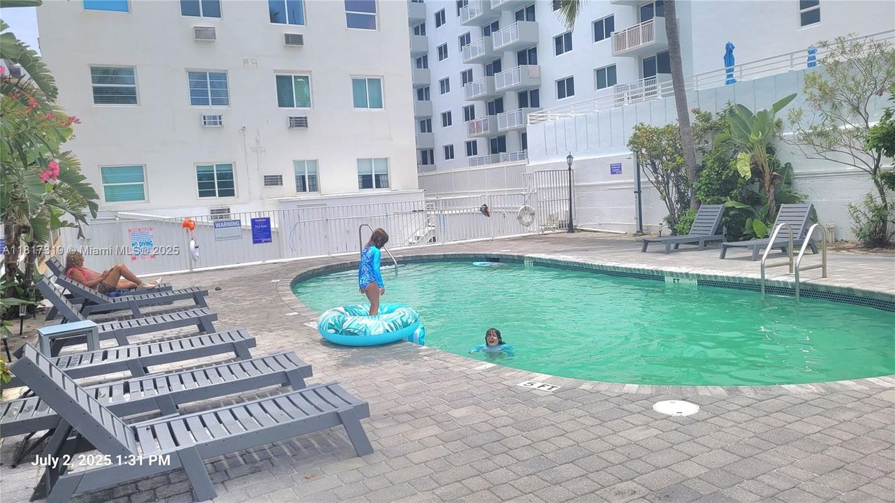 For Sale: $250,000 (0 beds, 1 baths, 200 Square Feet)