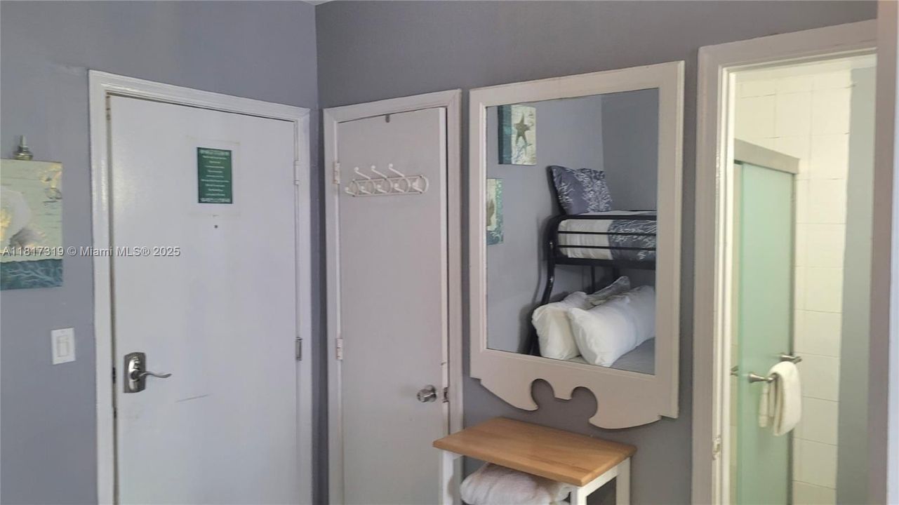 For Sale: $250,000 (0 beds, 1 baths, 200 Square Feet)