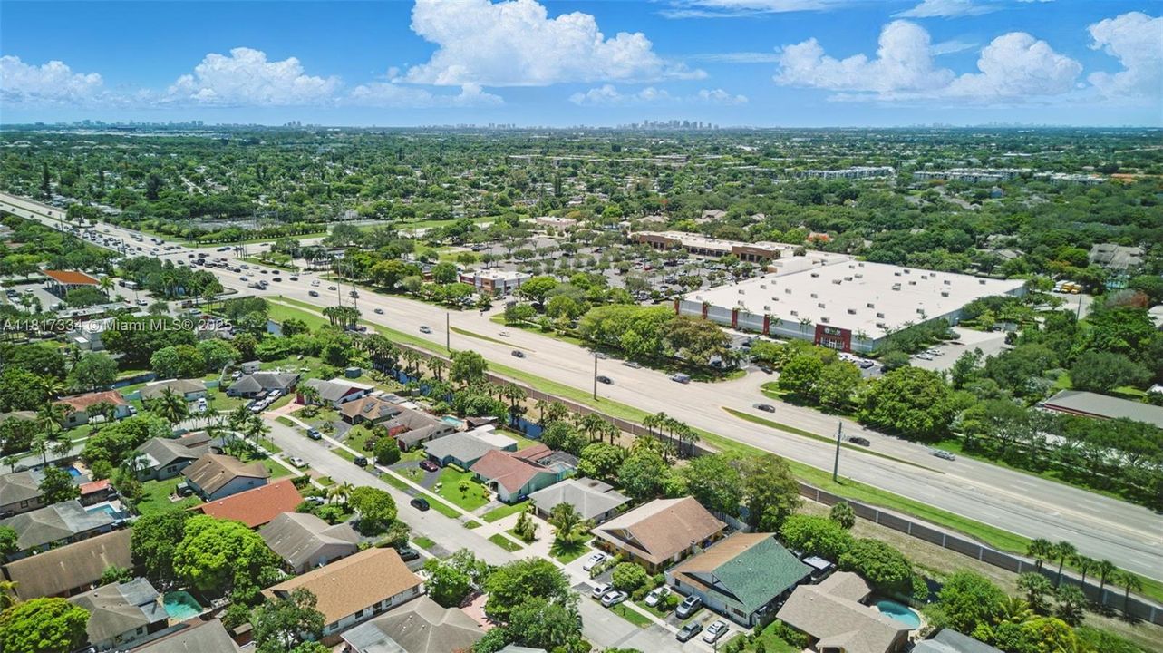 Recently Sold: $448,900 (3 beds, 2 baths, 1693 Square Feet)