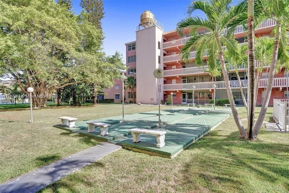 待售: $139,000 (1 贝兹, 1 浴室, 660 平方英尺)