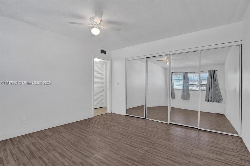 待售: $139,000 (1 贝兹, 1 浴室, 660 平方英尺)