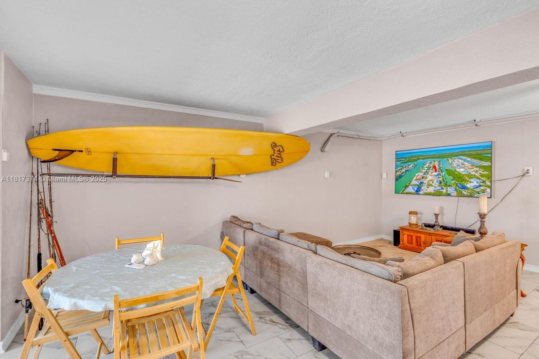 For Sale: $4,500,000 (6 beds, 5 baths, 3296 Square Feet)