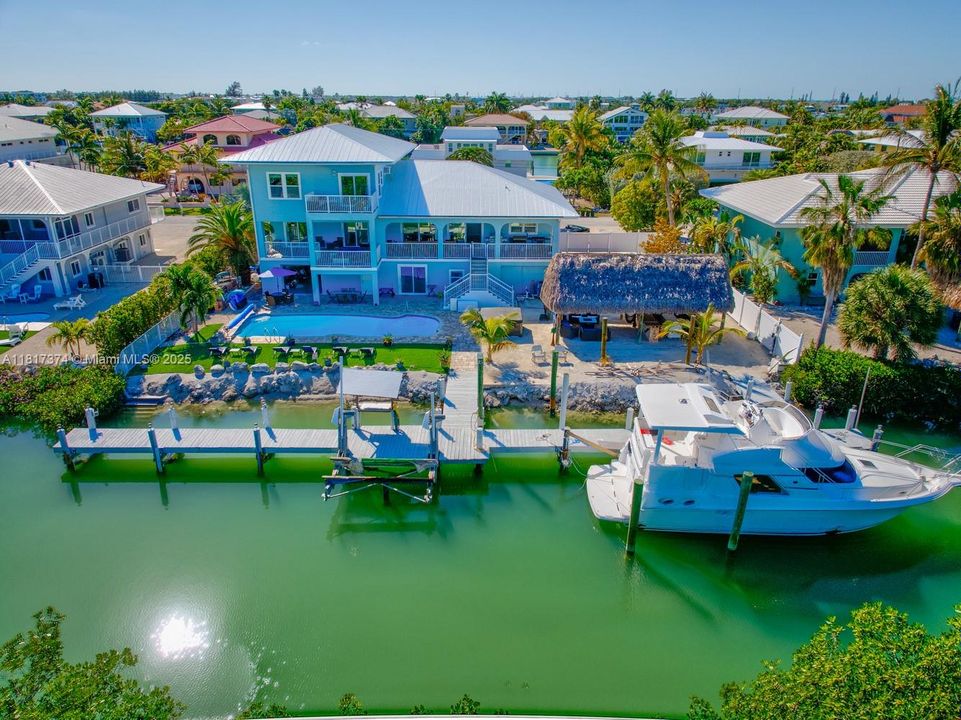 For Sale: $4,500,000 (6 beds, 5 baths, 3296 Square Feet)