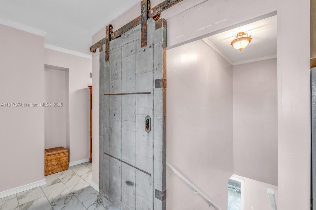 For Sale: $4,500,000 (6 beds, 5 baths, 3296 Square Feet)