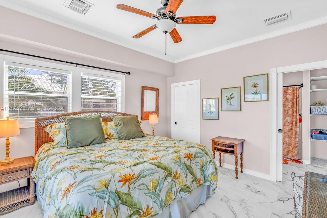 For Sale: $4,500,000 (6 beds, 5 baths, 3296 Square Feet)