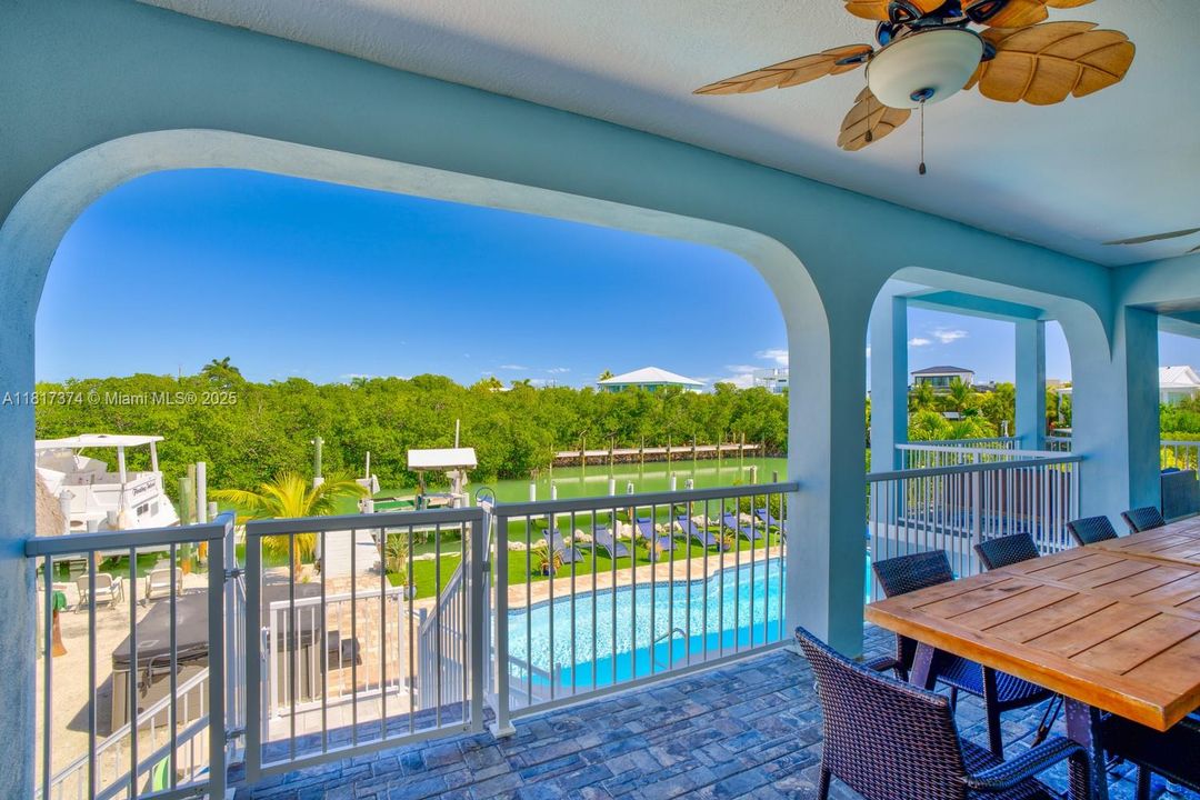 For Sale: $4,500,000 (6 beds, 5 baths, 3296 Square Feet)