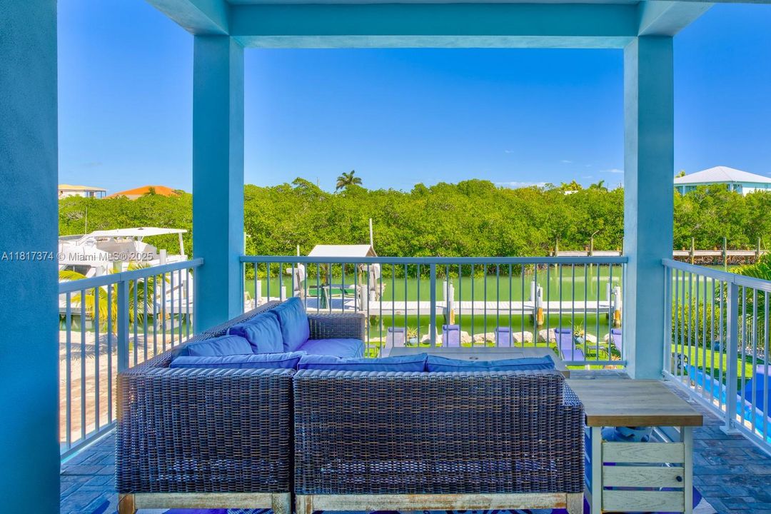 For Sale: $4,500,000 (6 beds, 5 baths, 3296 Square Feet)