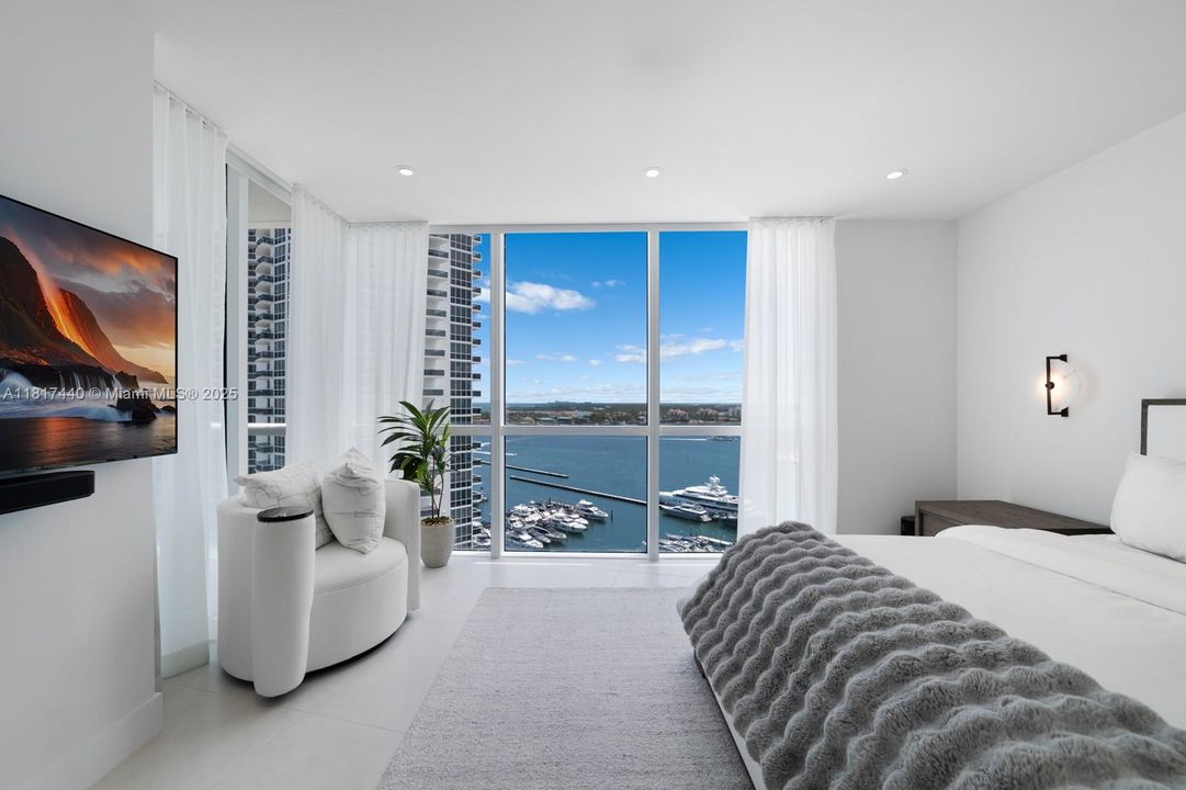 Vendido Recientemente: $3,695,000 (2 camas, 2 baños, 1815 Pies cuadrados)