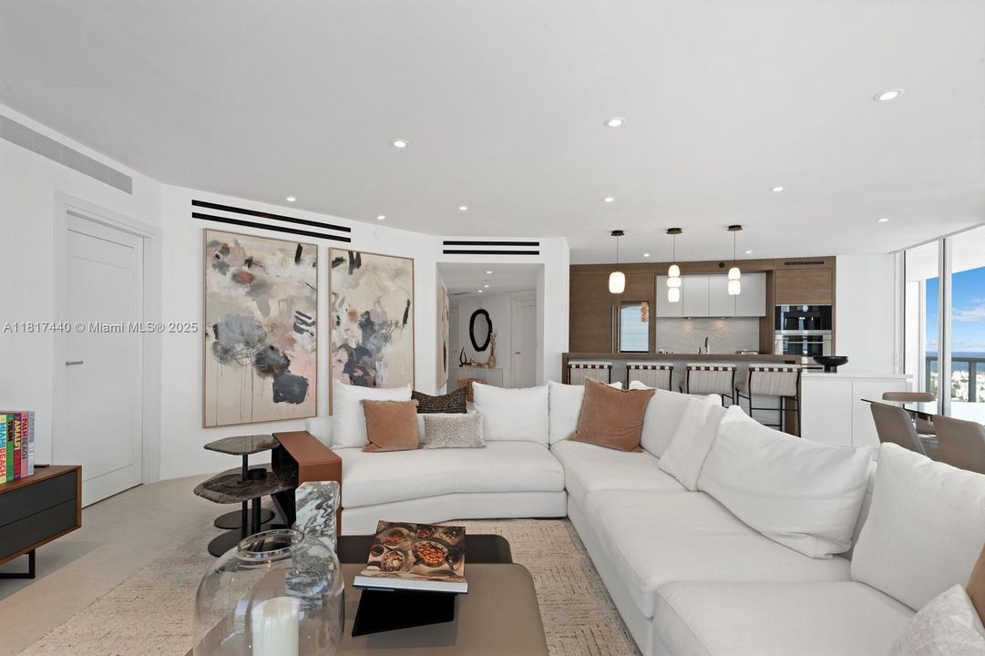 Vendido Recientemente: $3,695,000 (2 camas, 2 baños, 1815 Pies cuadrados)