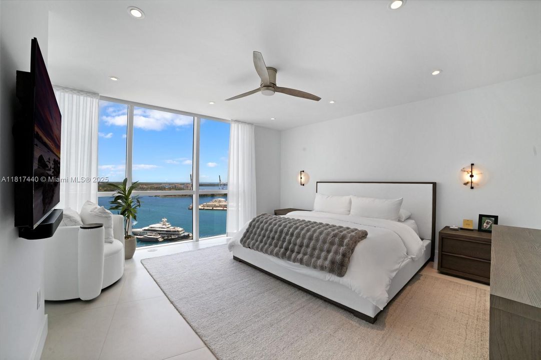 Vendido Recientemente: $3,695,000 (2 camas, 2 baños, 1815 Pies cuadrados)