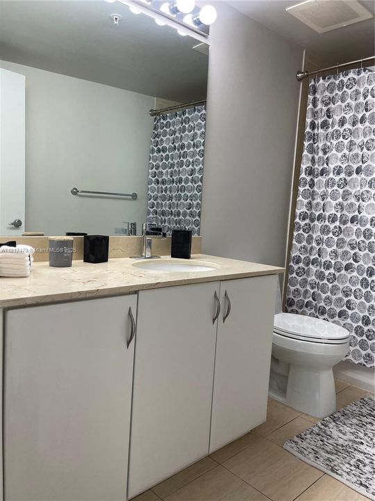 En Venta: $469,000 (2 camas, 2 baños, 1048 Pies cuadrados)