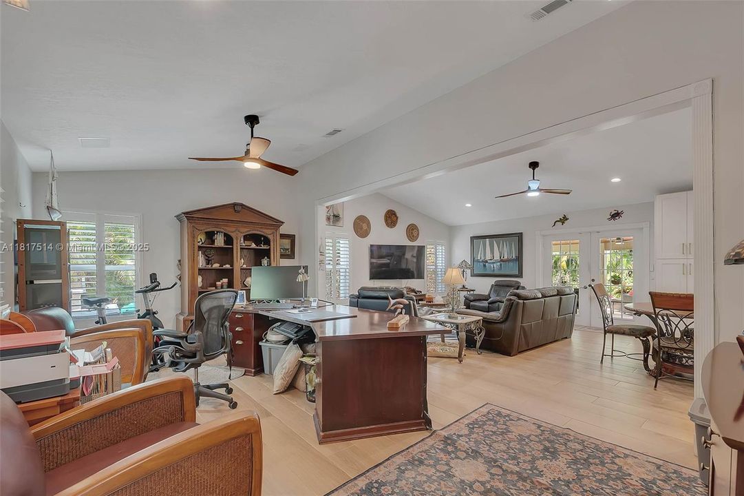 Recently Sold: $1,175,000 (4 beds, 2 baths, 2616 Square Feet)