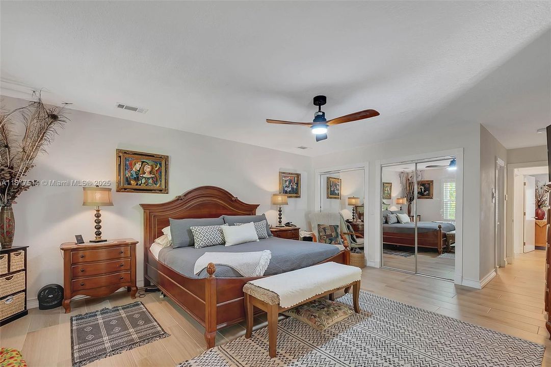 Recently Sold: $1,175,000 (4 beds, 2 baths, 2616 Square Feet)