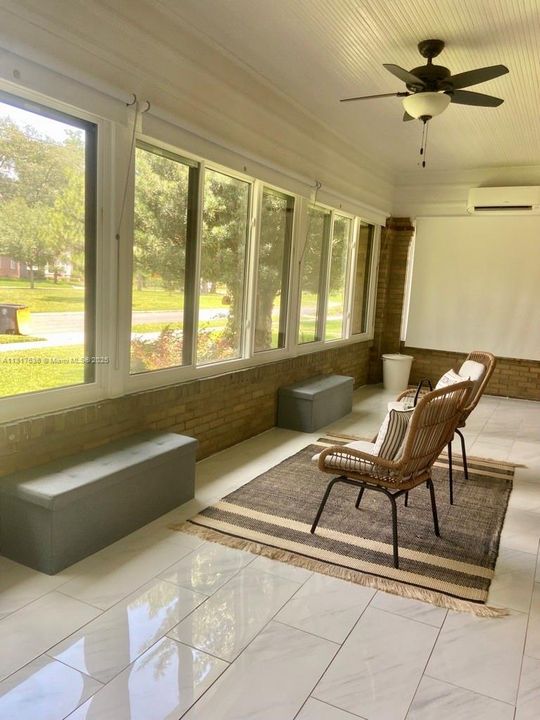 Недавно продано: $765,000 (4 спален, 2 ванн, 2010 Квадратных фут)