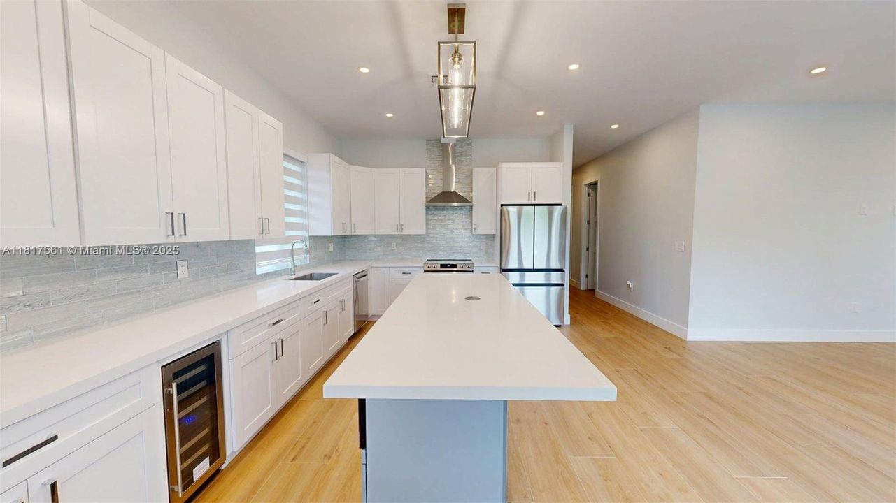 最近租的: $3,200 (3 贝兹, 2 浴室, 1380 平方英尺)