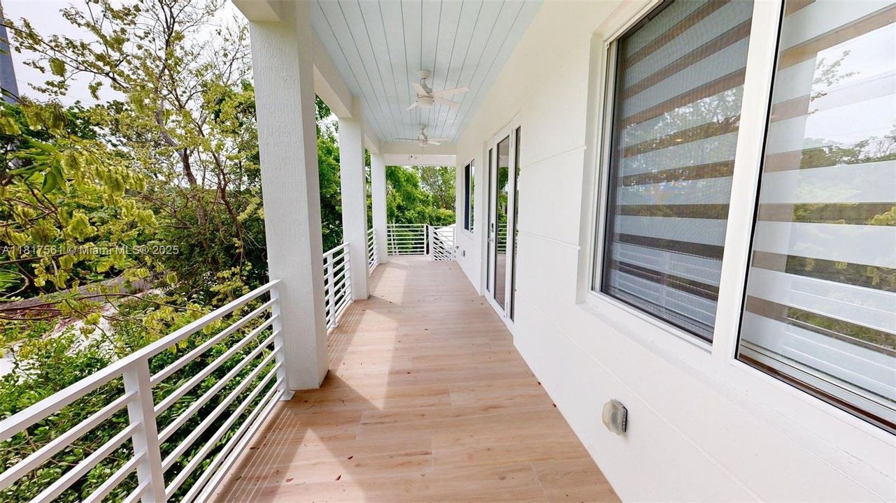 最近租的: $3,200 (3 贝兹, 2 浴室, 1380 平方英尺)