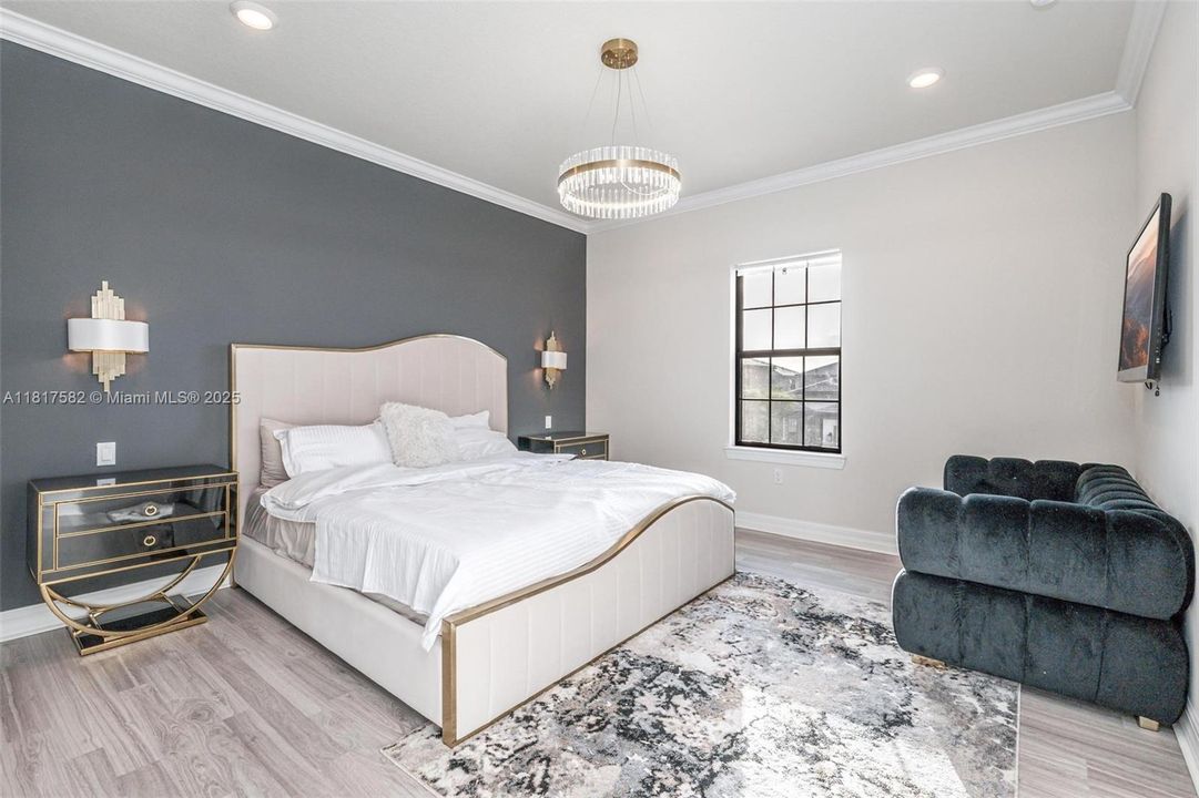 Recently Sold: $935,000 (3 beds, 2 baths, 1941 Square Feet)