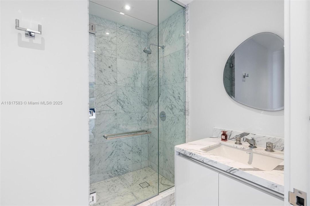 For Sale: $3,390,000 (2 beds, 2 baths, 2065 Square Feet)