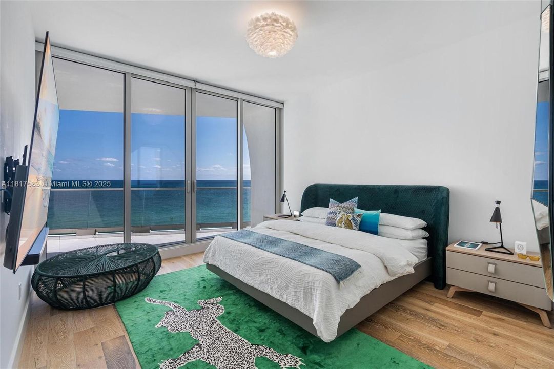 For Sale: $3,390,000 (2 beds, 2 baths, 2065 Square Feet)