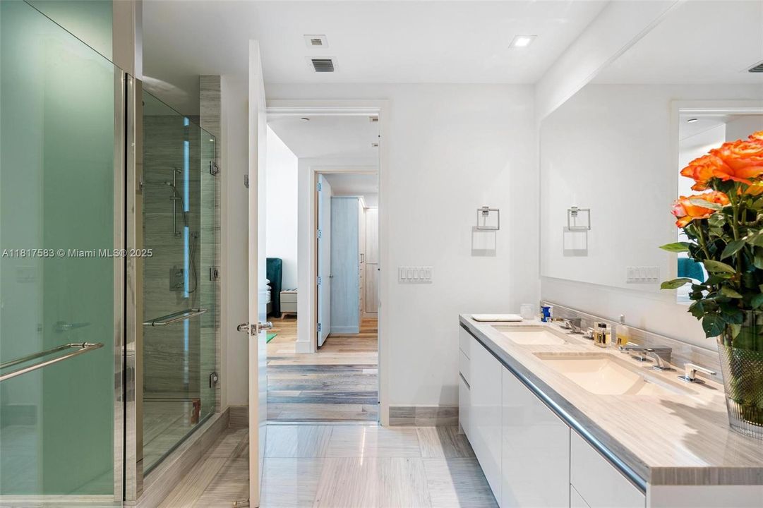 For Sale: $3,390,000 (2 beds, 2 baths, 2065 Square Feet)