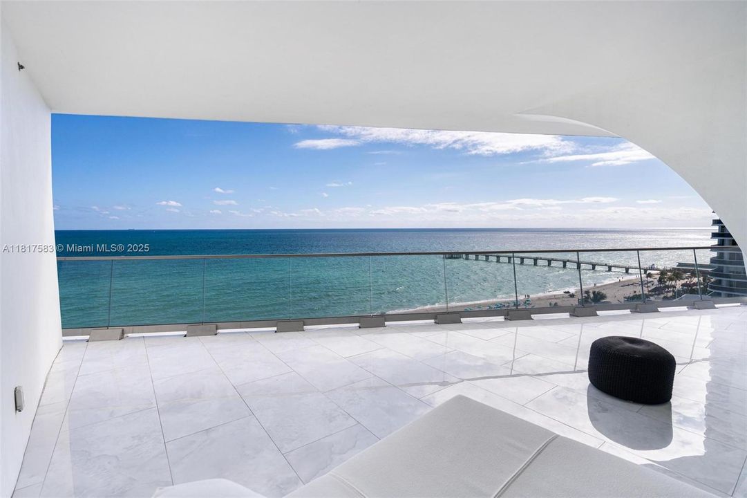For Sale: $3,390,000 (2 beds, 2 baths, 2065 Square Feet)