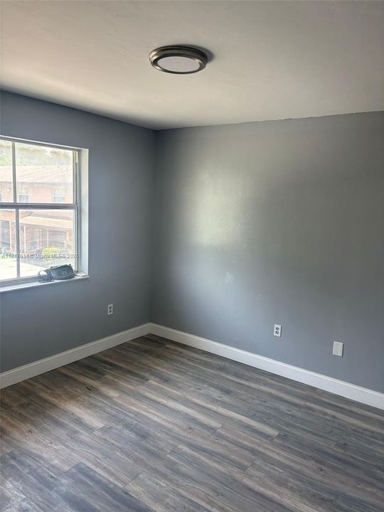 For Sale: $340,000 (3 beds, 2 baths, 1360 Square Feet)