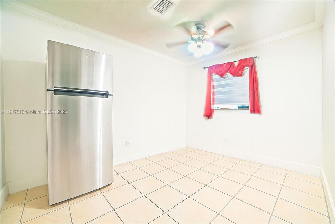 For Sale: $610,000 (4 beds, 2 baths, 1651 Square Feet)