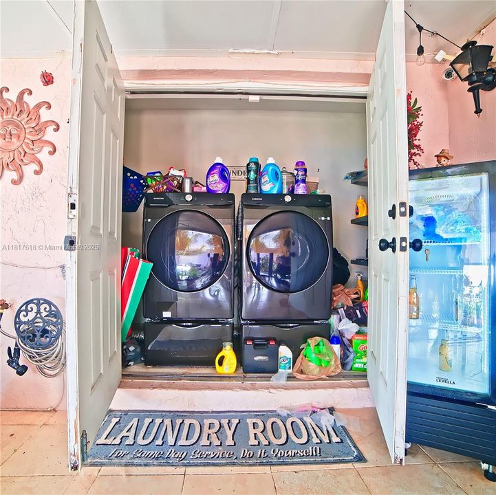 For Sale: $610,000 (4 beds, 2 baths, 1651 Square Feet)