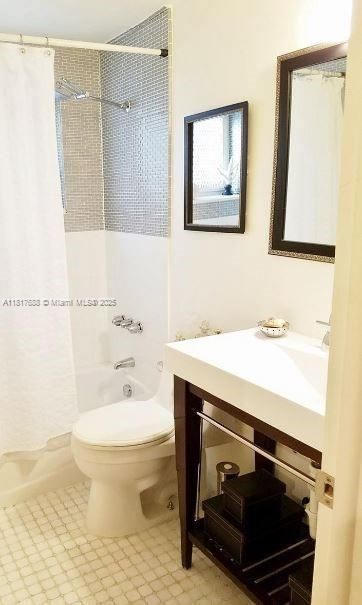 待售: $185,000 (0 贝兹, 1 浴室, 380 平方英尺)