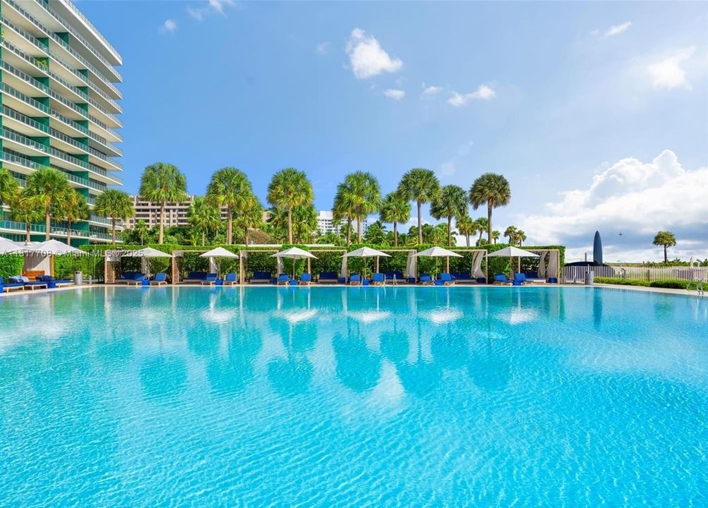 最近租的: $32,500 (3 贝兹, 4 浴室, 2257 平方英尺)