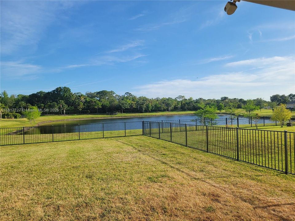 Recently Rented: $2,550 (4 beds, 2 baths, 1846 Square Feet)