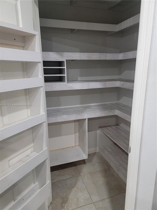 Recently Rented: $2,550 (4 beds, 2 baths, 1846 Square Feet)