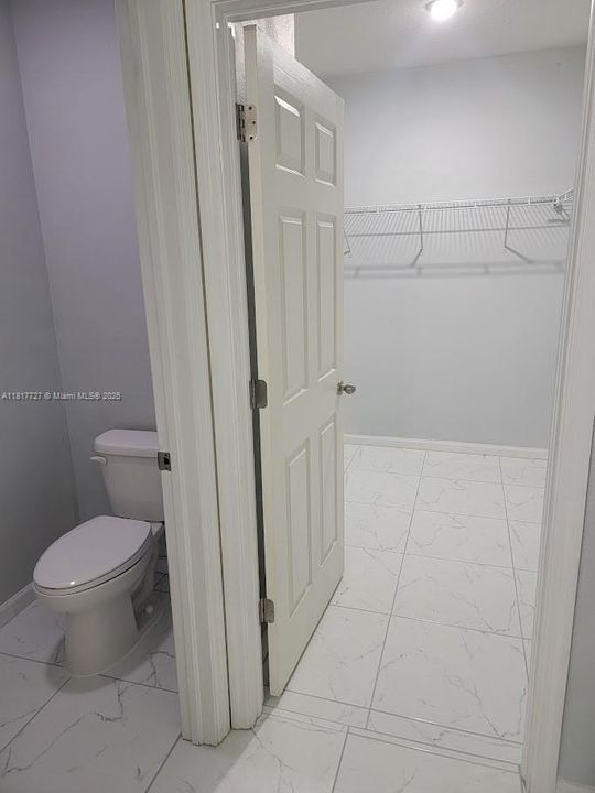 Recently Rented: $2,550 (4 beds, 2 baths, 1846 Square Feet)