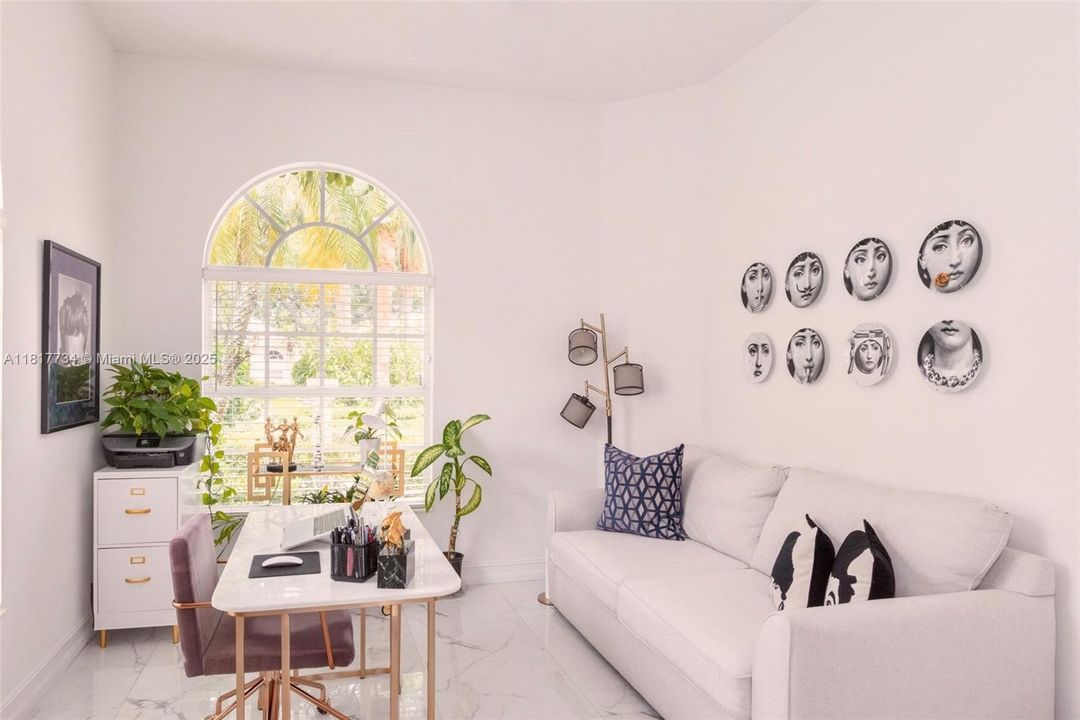 Recently Sold: $849,000 (3 beds, 2 baths, 2199 Square Feet)