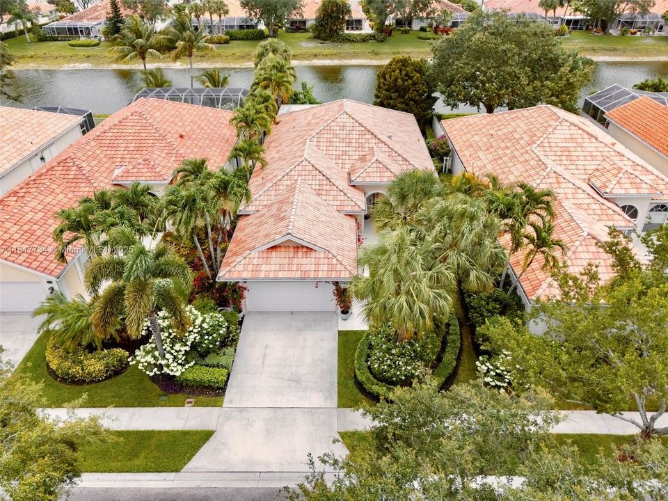 Recently Sold: $849,000 (3 beds, 2 baths, 2199 Square Feet)