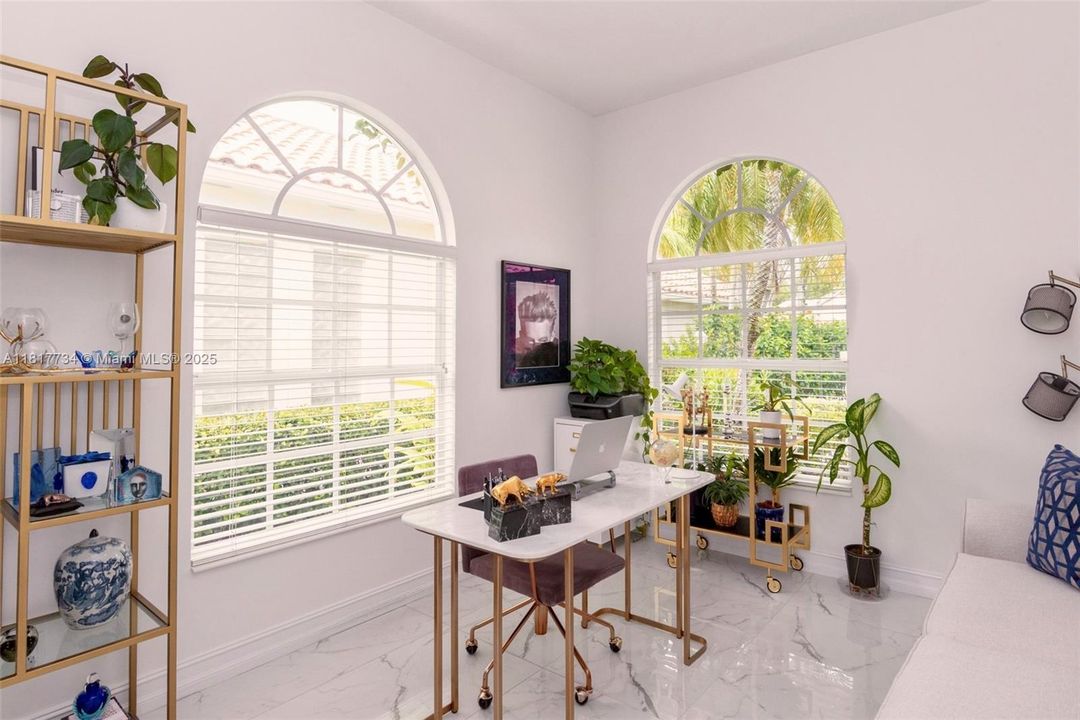 Recently Sold: $849,000 (3 beds, 2 baths, 2199 Square Feet)