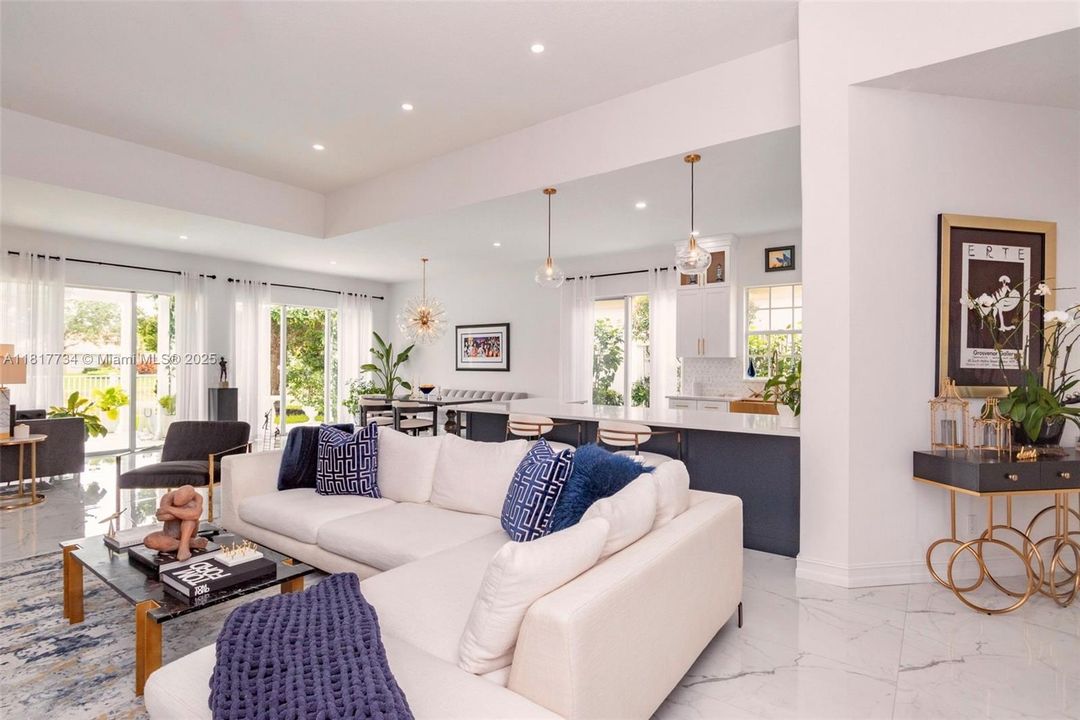 Recently Sold: $849,000 (3 beds, 2 baths, 2199 Square Feet)