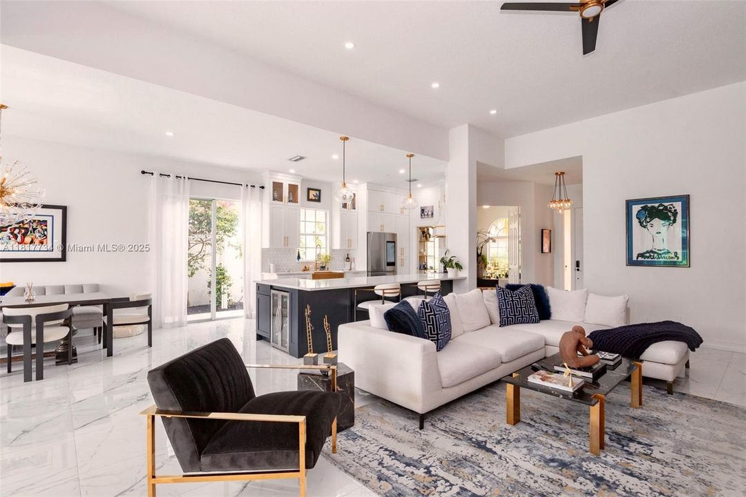 Recently Sold: $849,000 (3 beds, 2 baths, 2199 Square Feet)