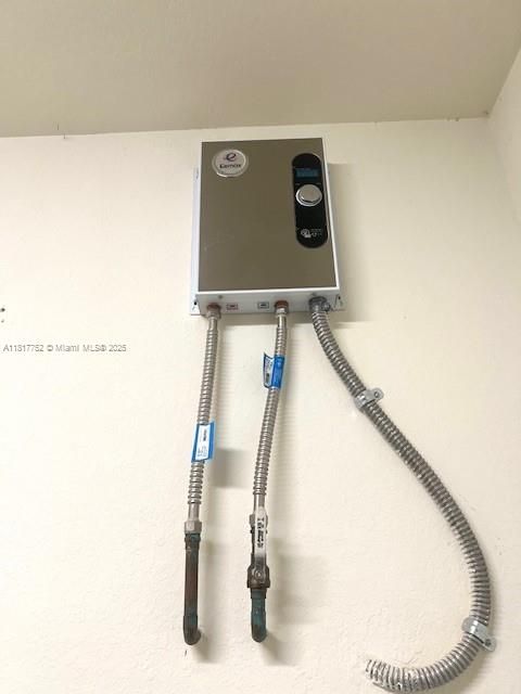 最近租的: $2,850 (3 贝兹, 2 浴室, 1394 平方英尺)