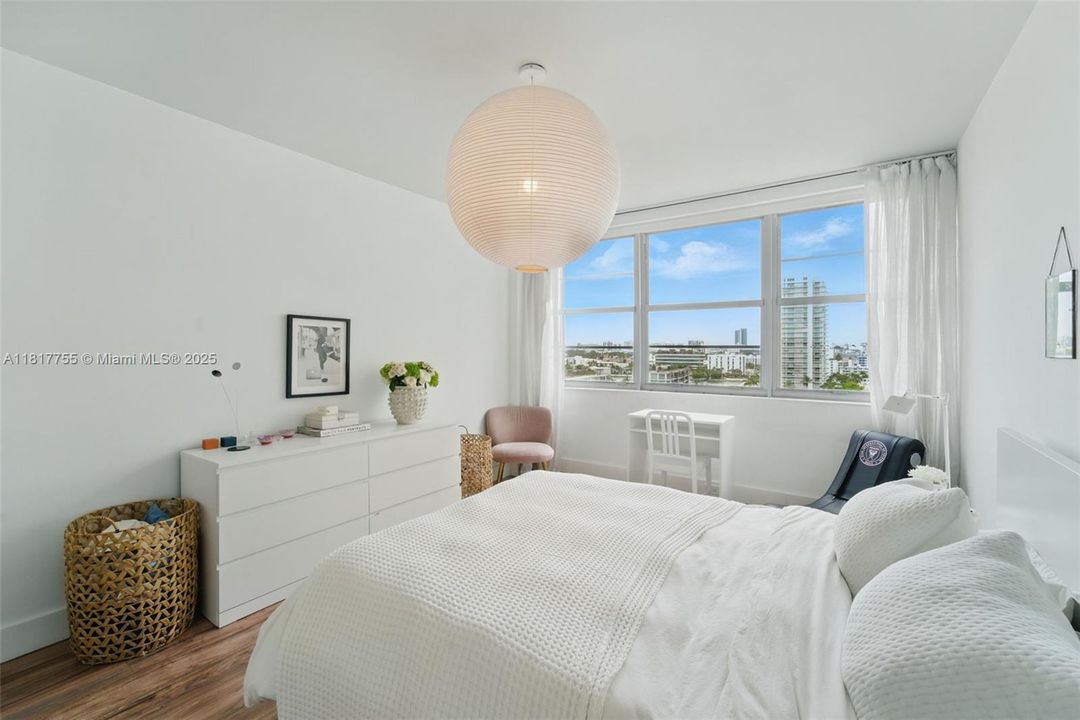 Recently Sold: $470,888 (1 beds, 1 baths, 863 Square Feet)